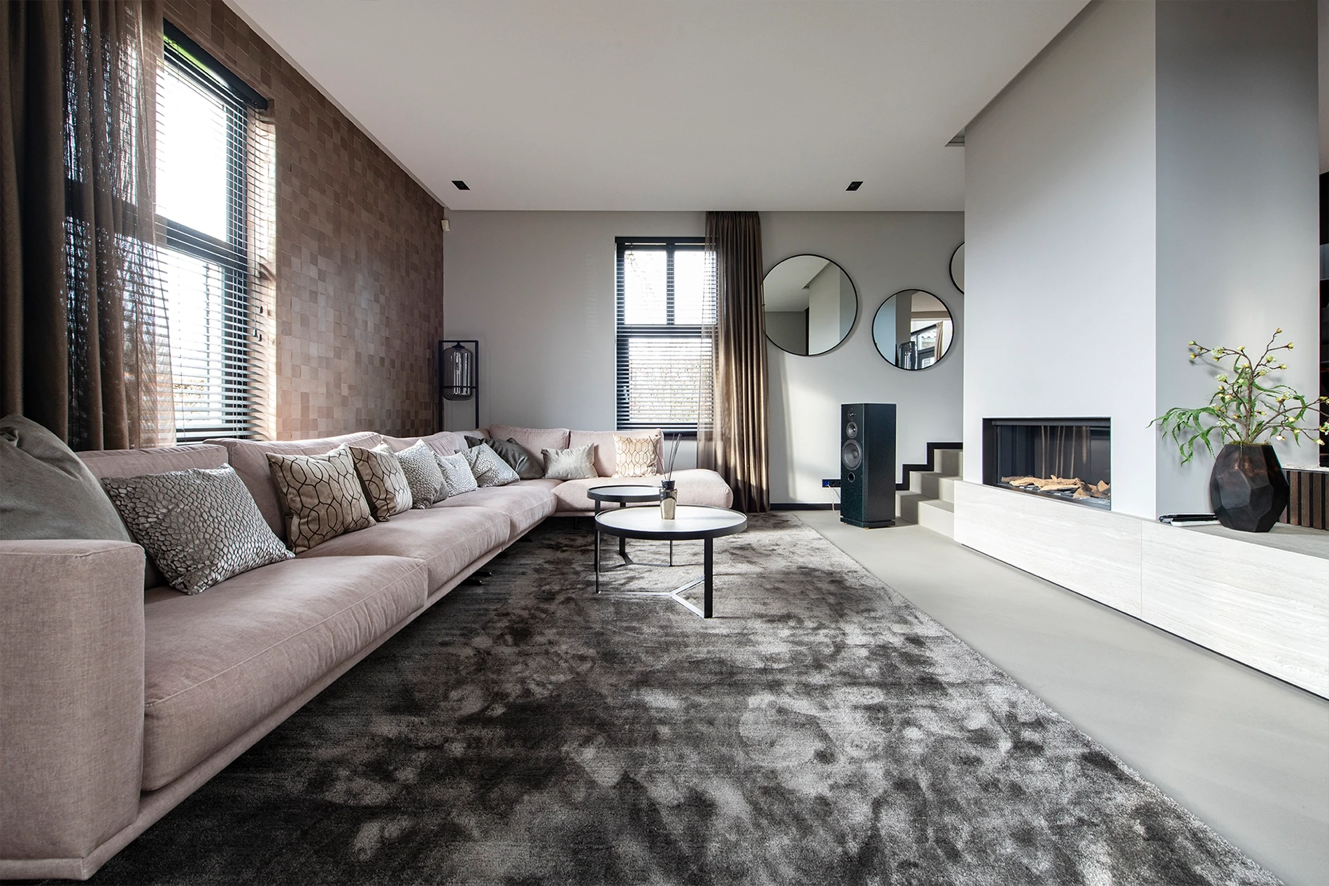 Premium Leef-Beton vloer (kleur: Fossil) in gerenoveerde woonboerderij in Sint-Oedenrode12